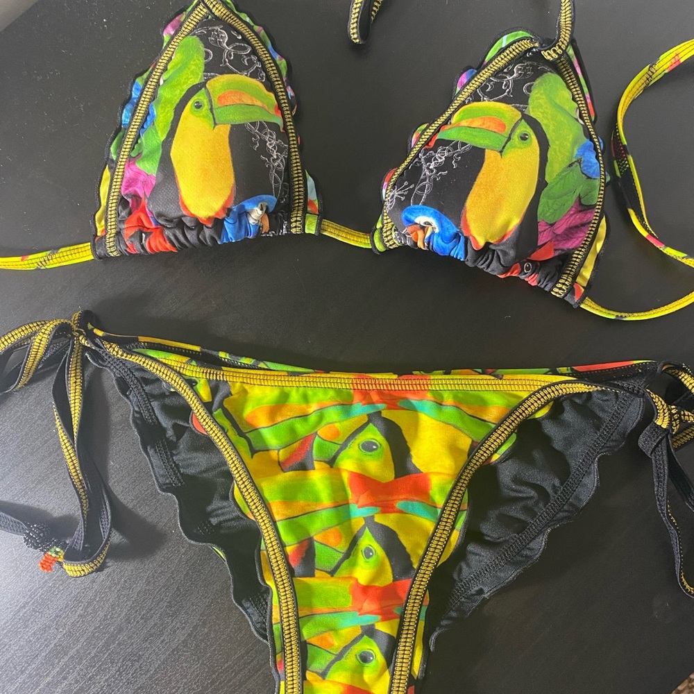 AGUA BENDITA BENDITO TOUCAN BIKINI SET MEDIUM. Sold out. RARE Colombian swimwear